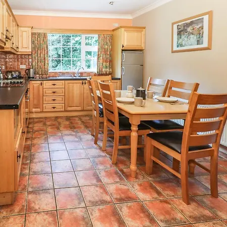 Fernwood بيت للعطل